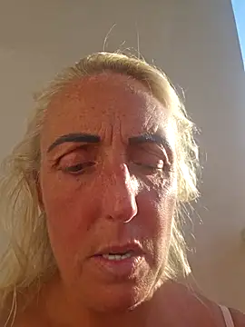 theblondecocklover live