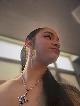 Isabella-Teen live