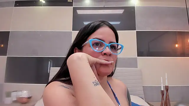 Zara_Jackson live
