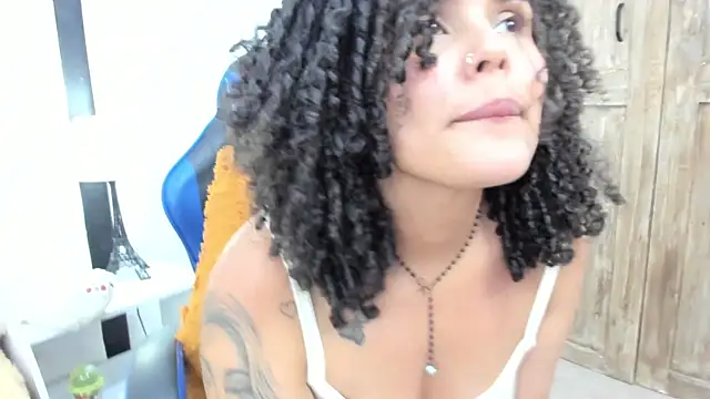 Cheila-Carter live