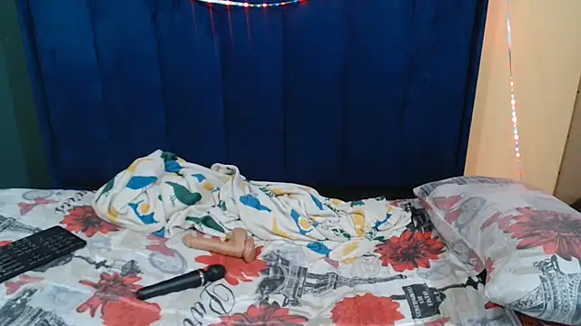 HotCreamyTea live