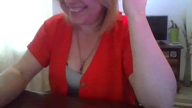 ElenaLove888 live