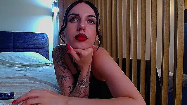 Mindblowing_Woman live