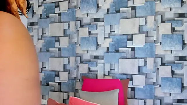 angel_dthroatt live
