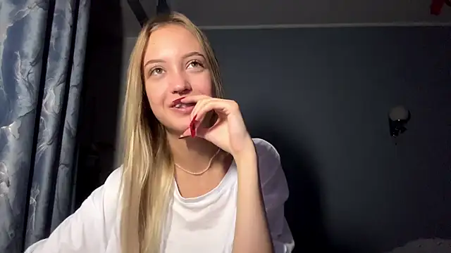 AngelitaMccrobie live