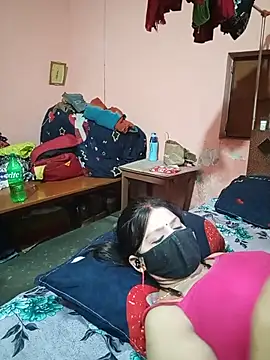 itz-priya live
