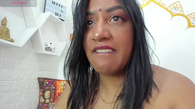 LadyNahir live