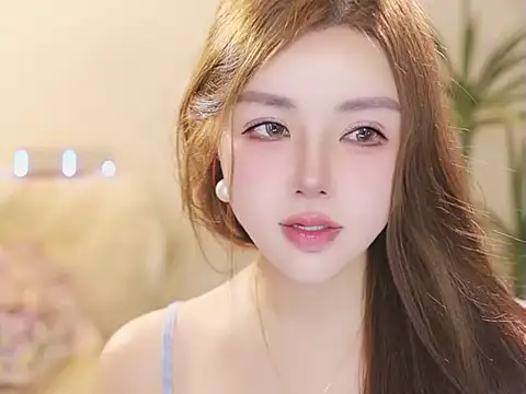 Qiaoqiao__ live