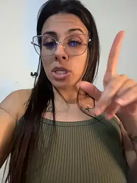 Agatha_lindinha live