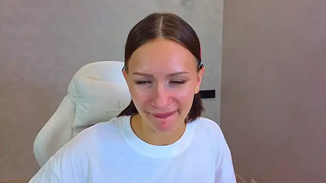 Emmiennova live