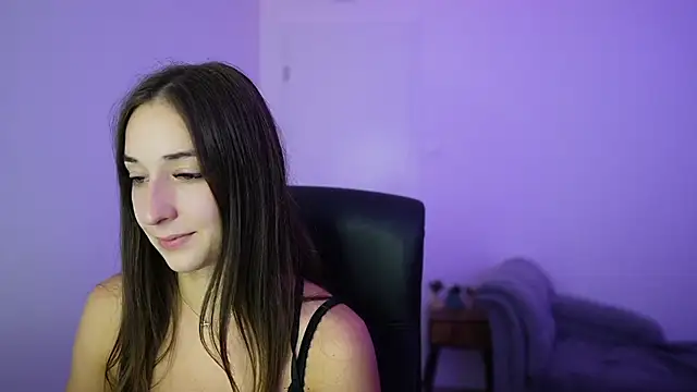 Crystalbrunette18 profile