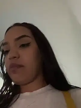 Sara-77 live
