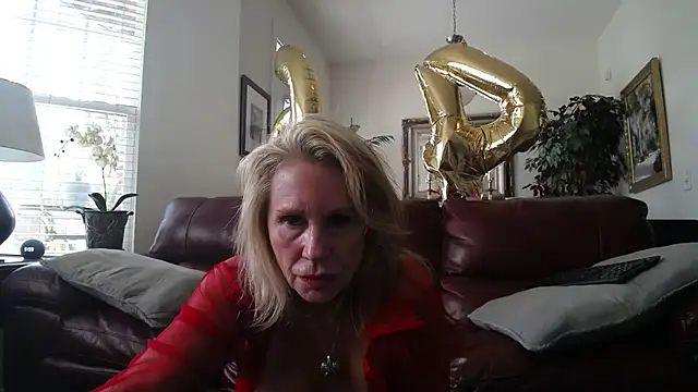 hotblondemilf1962 profile
