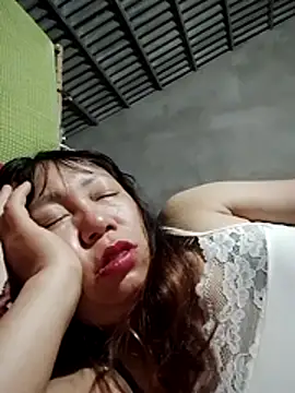 Moon_squirtt live