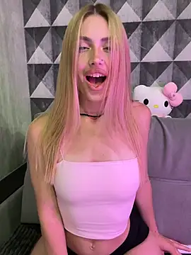 Elizabeth_Tay live
