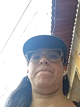 Lauryn_Jones live