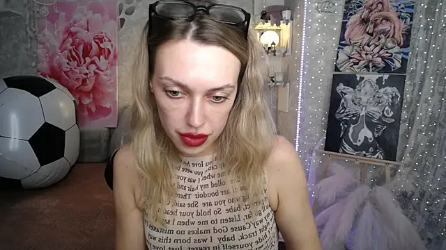 NickyAdamidi live
