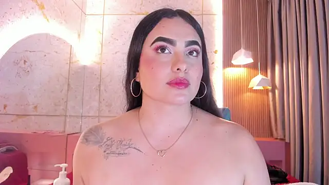 sofiiacarson live