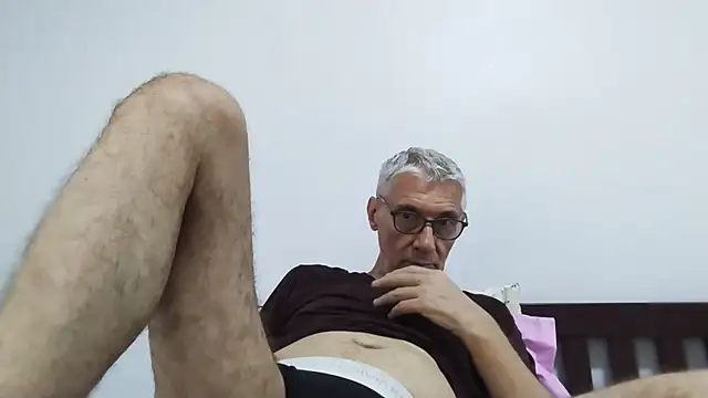 BIGUNCUTHARDCOCK live