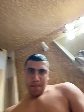 skinnyarab1995 live