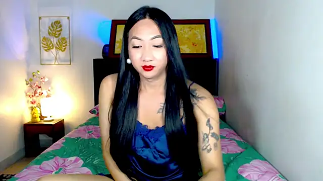 LovelyQueen69 live