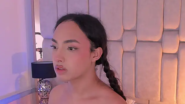 AriBloom7 live