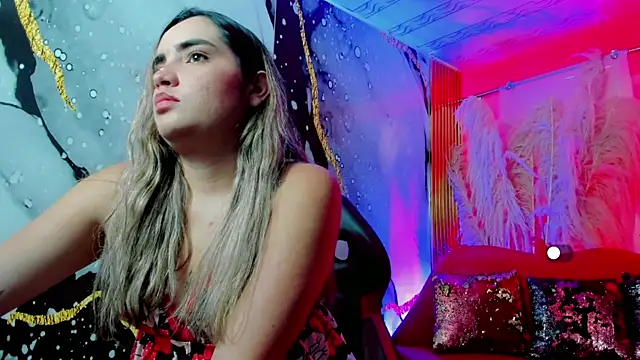 lauren_sofiaa live