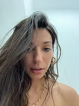 -_MiaQueen_- live