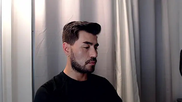 ThomassBrooks live
