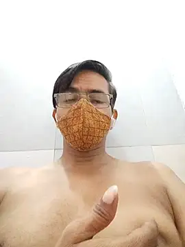 bottom_monty live