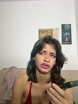 sukulaurens live