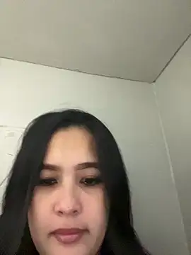 Petite_Luna1 live