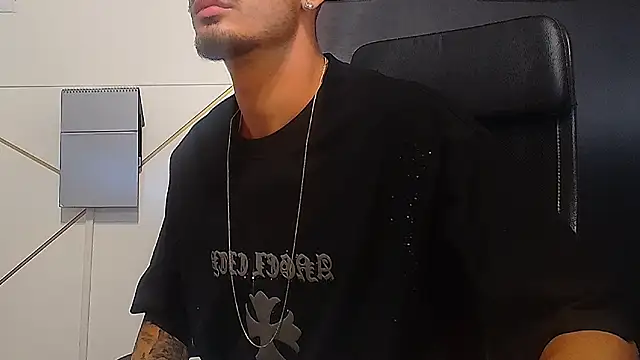 BrandonTate live
