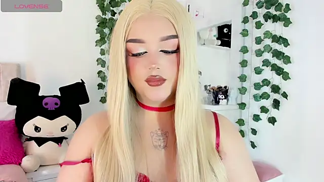 cattriona_muller live