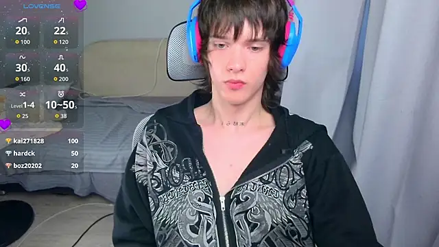 LeonBoykisser live