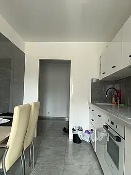 CarmenHill live