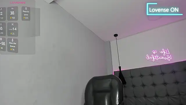 scarletcherry18 live