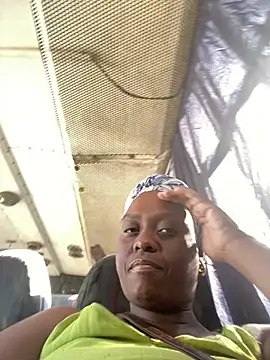 Biggblackboobs live