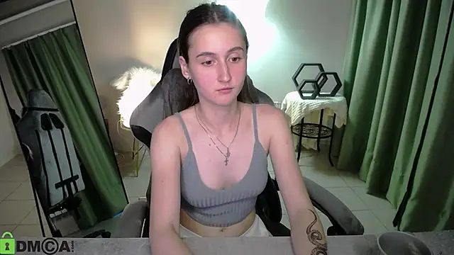 Ave_Costly live