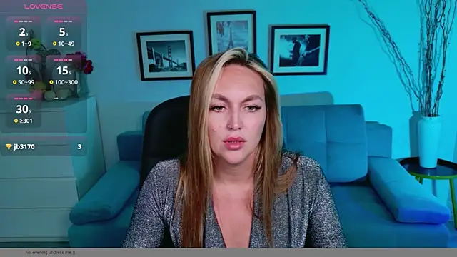 EvieMagical live