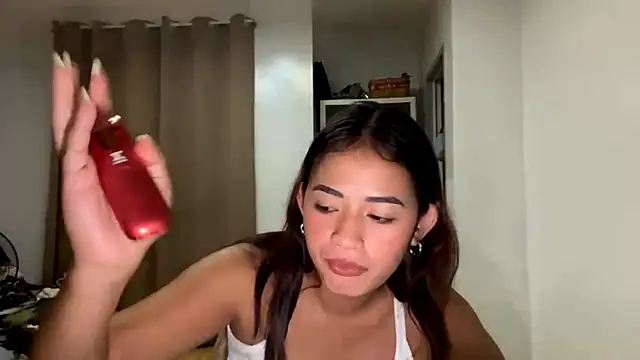JanellaFakhoury live