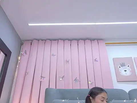 Zahara_Fox2 live