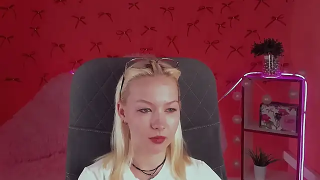 OliviaVale live