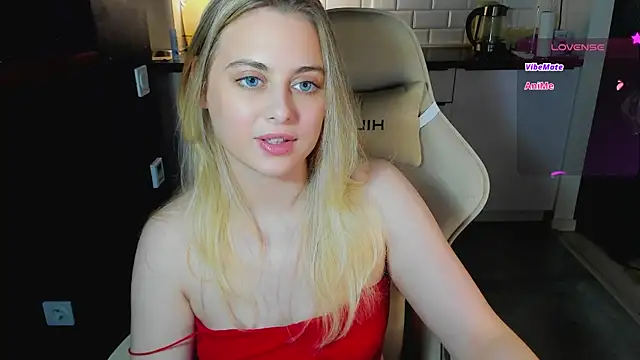 blonde_kellyy live