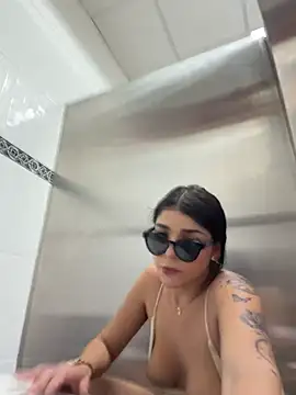 ArieliciousXXX live