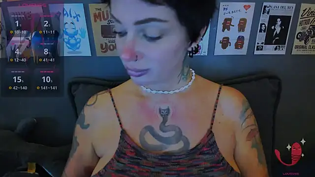 EllieOz live