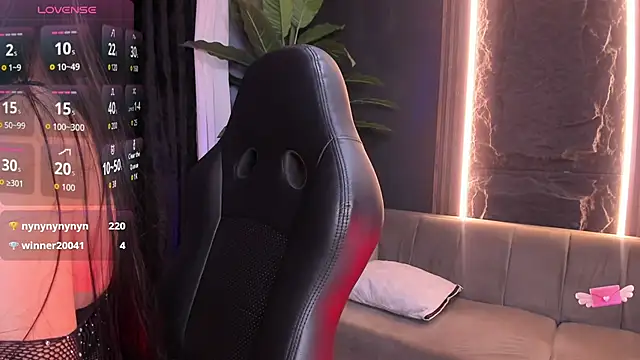 Aili_queen live