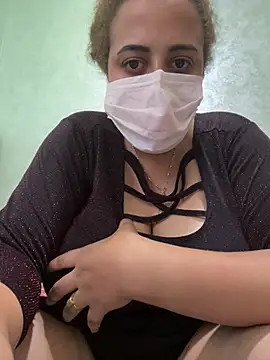 Hot-Nayla live