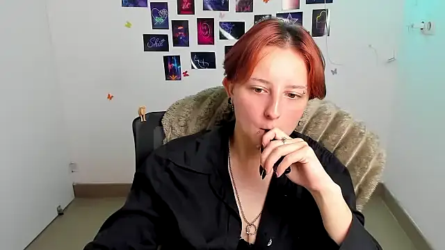 Dilara_Kiss_ live