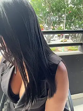 Sofia_Convers live
